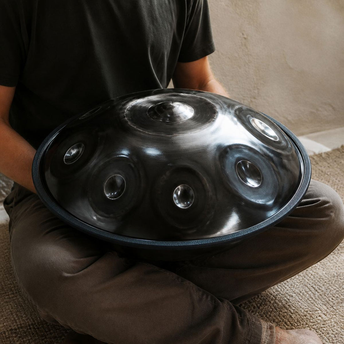 Handpan Black Knight Kurd oder Keltisch D-Moll 10 Noten – handgestimmt