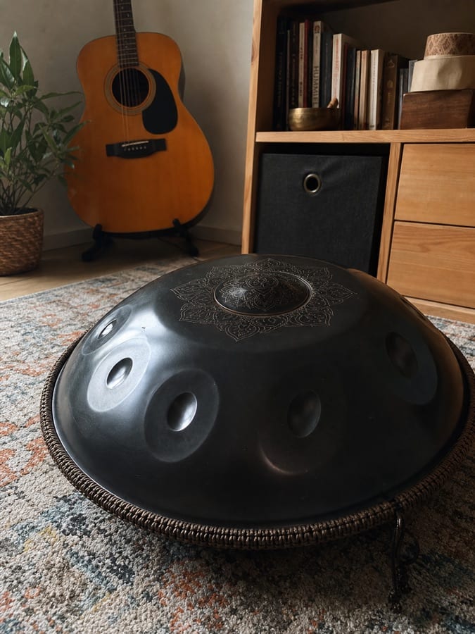 Kundenfoto einer Resonance Handpan zuhause