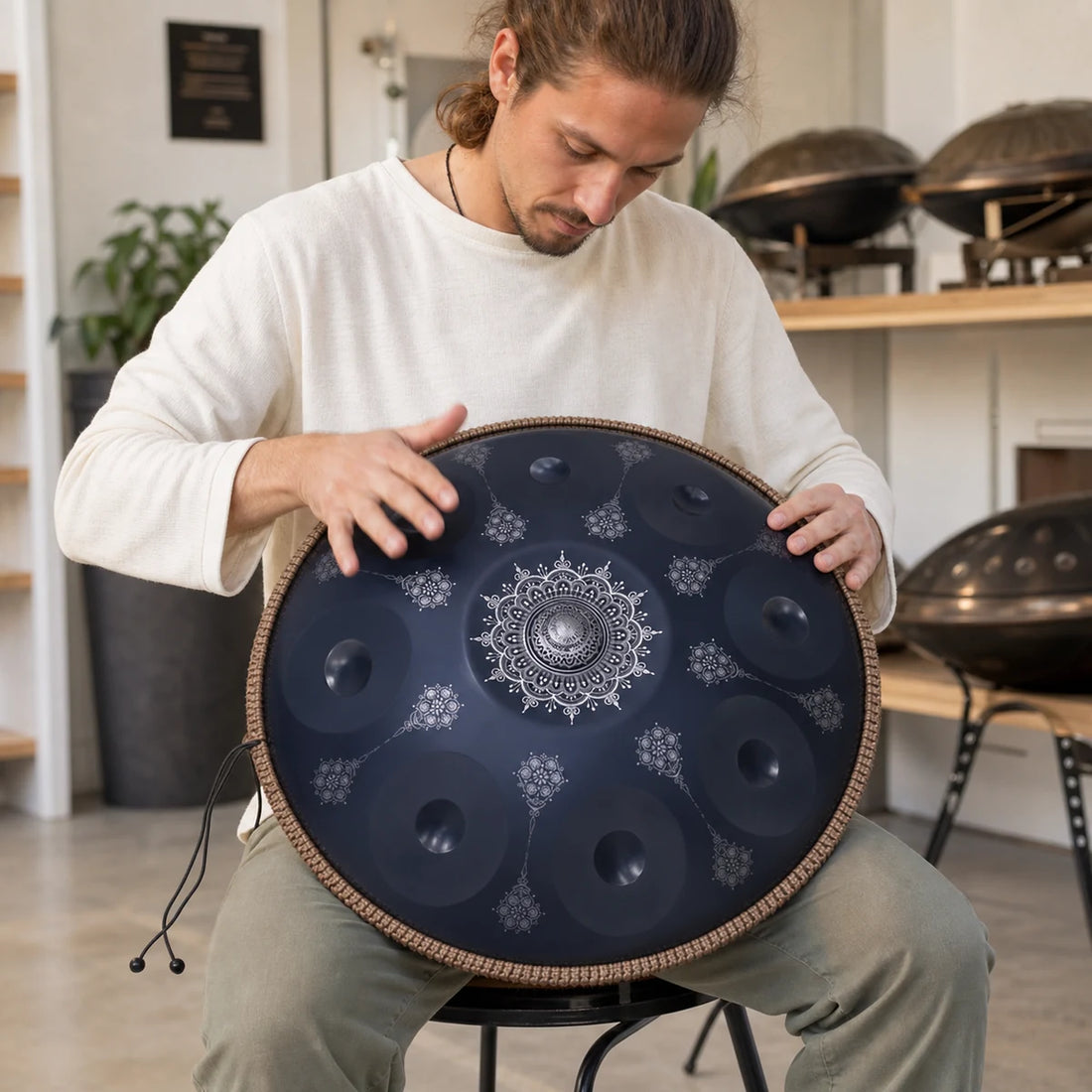 Handpan C-Dur 9–12 Noten – Edelstahl, handgraviert
