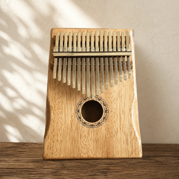 Kalimba 17 Tasten - Mahagoni, mit Resonanzkammer - 01 Hauptansicht