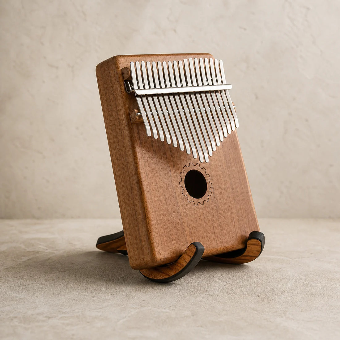 Kalimba Ständer aus Holz - Bild 2 von 2