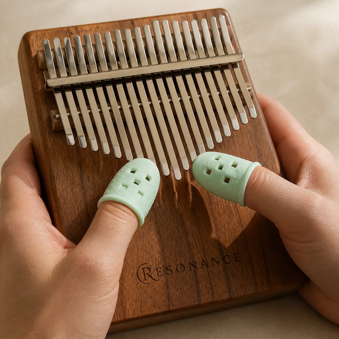 Kalimba Daumenschutz - für schmerzfreies Spielen - Bild 2 von 3