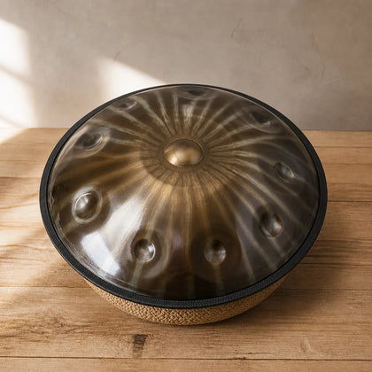 Handpan Kurd D-Moll 9–12 Noten – nitrierter Stahl, handgraviert